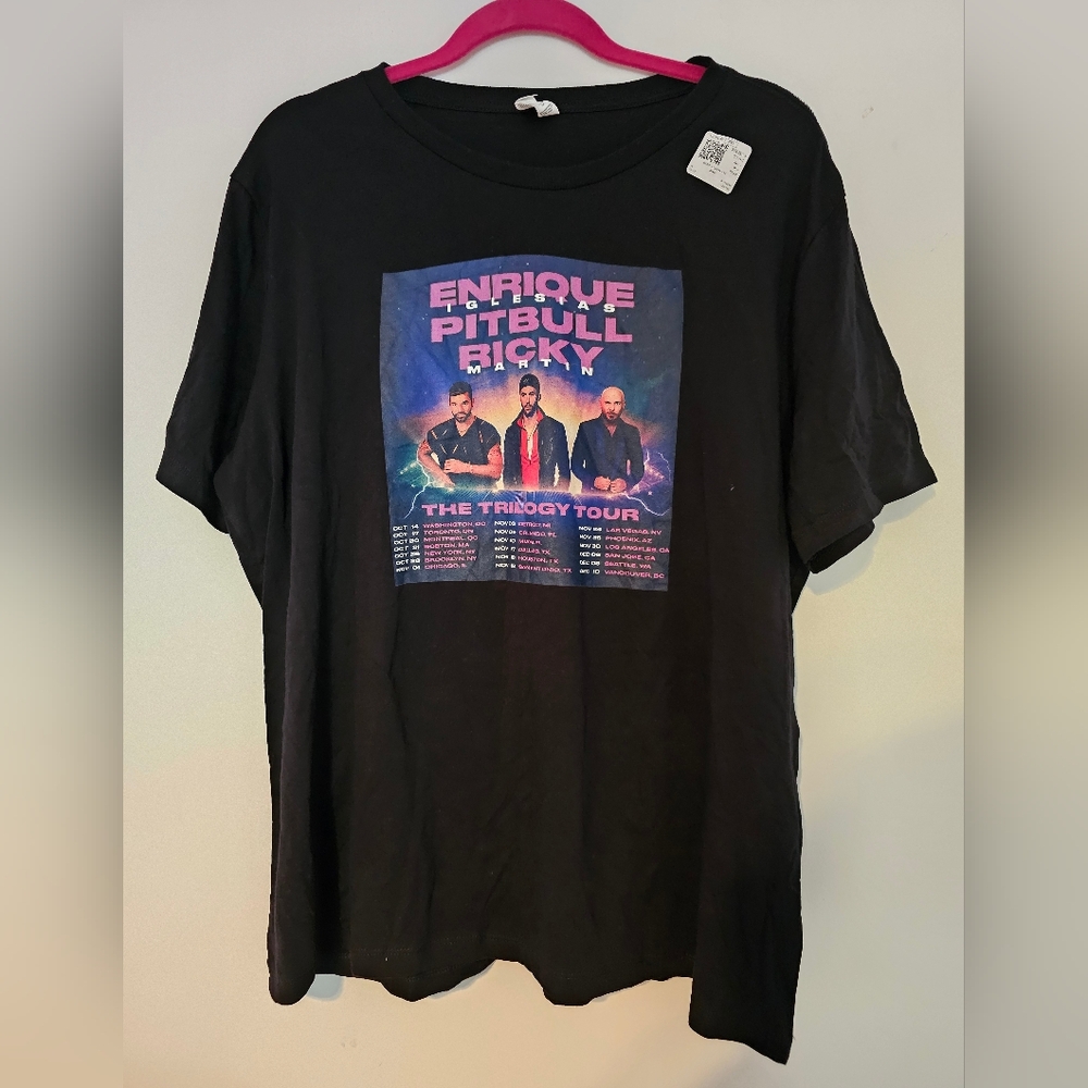 Enrique pitbull Ricky trilogy tour shirt